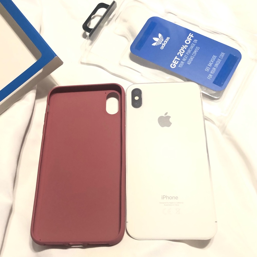 🛑CLEARANCE‼️ 🆕 Adidas iPhone case 6.5” magenta and white - Picture 3 of 12